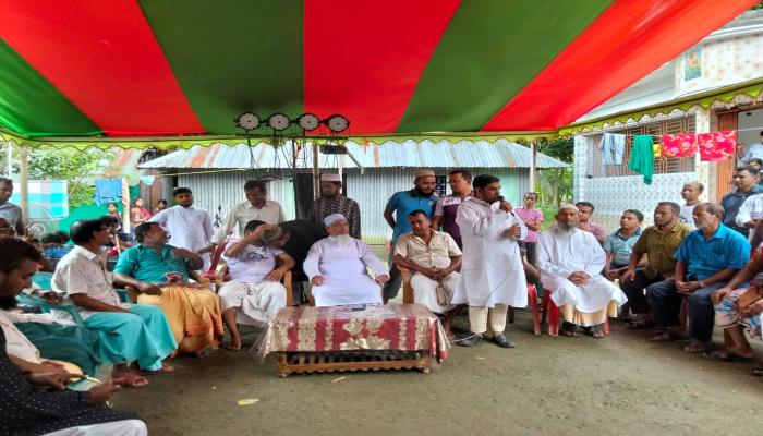 কুমিল্লা-৬ আসনে জামায়াত মনোনীত প্রার্থীর শুভেচ্ছা বিনিময়